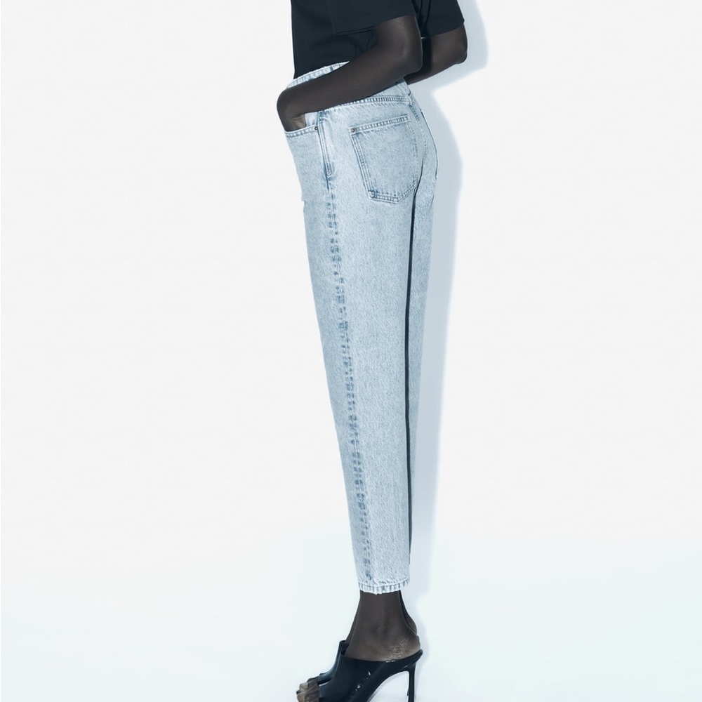 NWT ZARA sz 10 high rise mom fit ankle Jean
